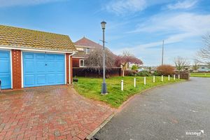 Photo 21- click for photo gallery